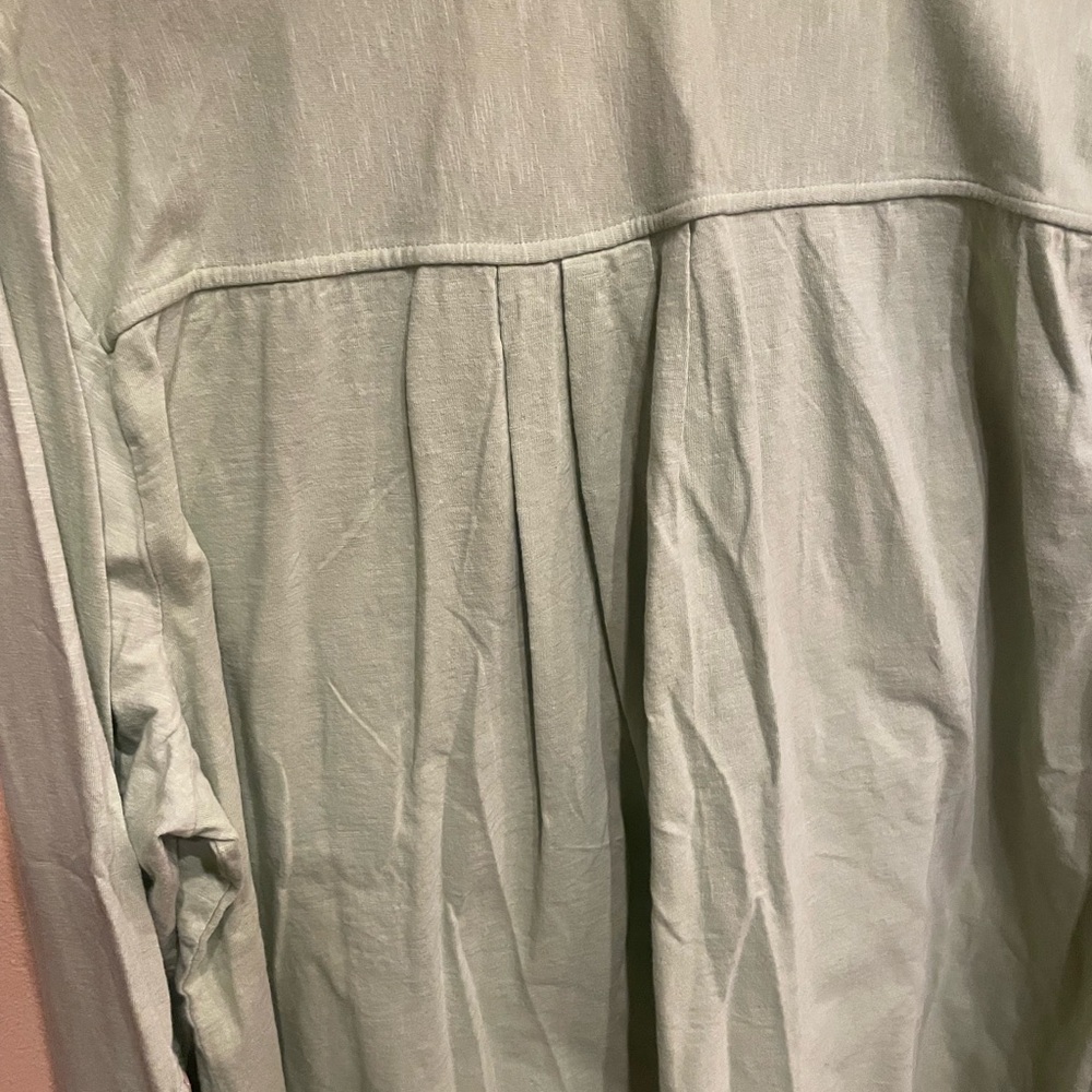 Soft Surroundings Sage Green women’s long sleeve Shirt with White Embroidery - Picture 8 of 8